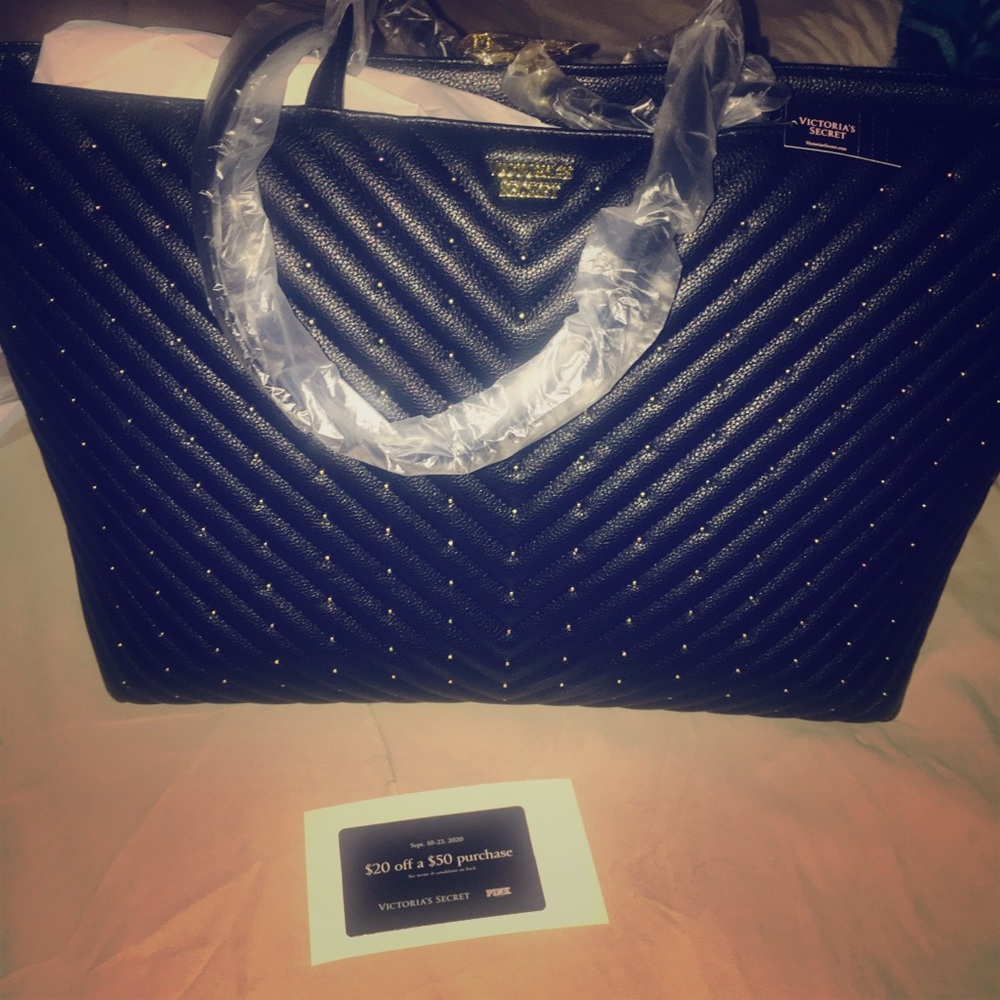 Victoria secret tote+ $20